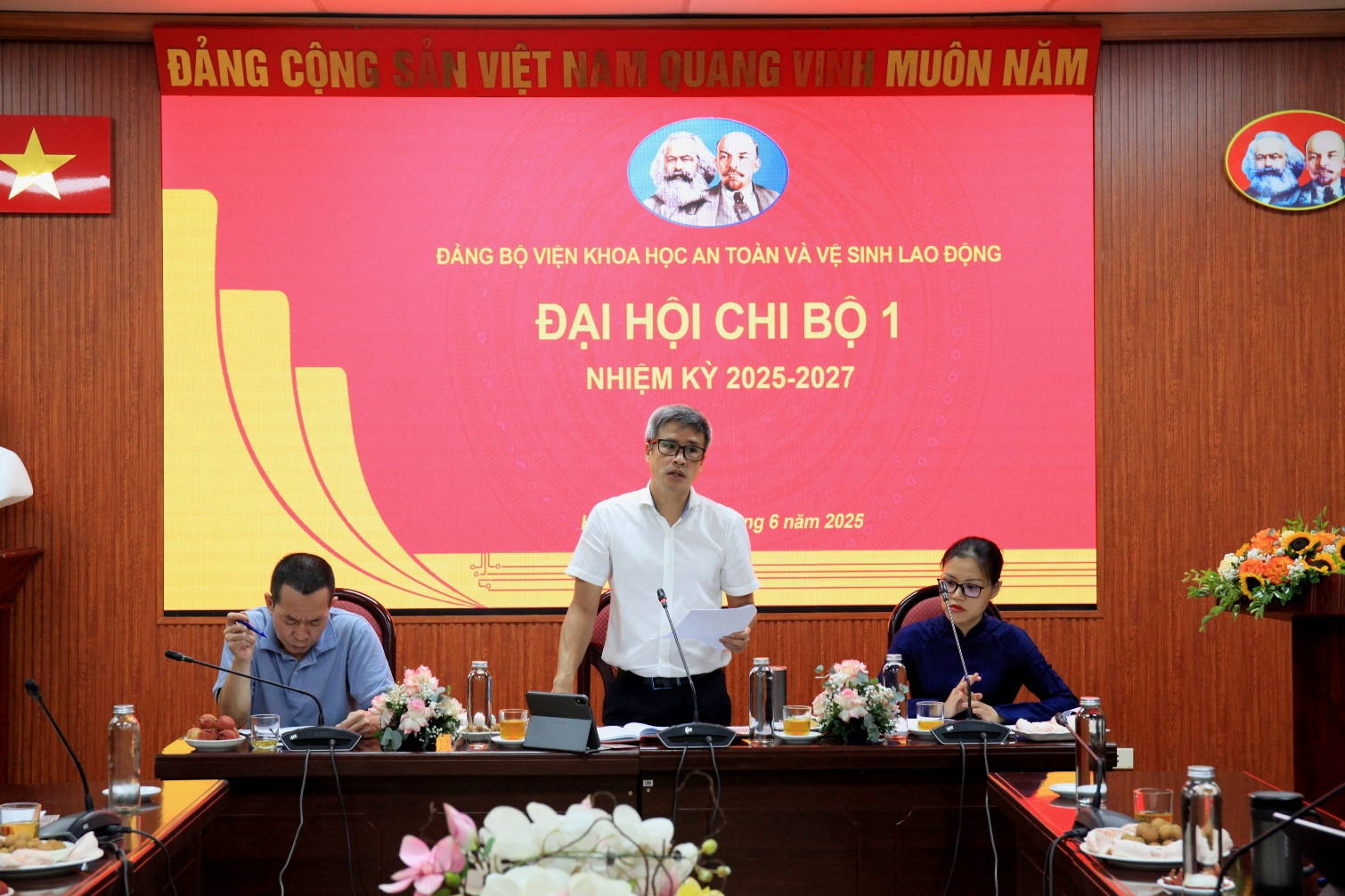 Doan chu tich dieu hanh dai hoi
