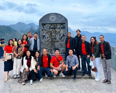 Chi ủy Chi Bộ 1 &ndash; Chi Bộ Trạm Quan trắc v&agrave; Ph&acirc;n t&iacute;ch m&ocirc;i trường lao động tổ chức đợt sinh hoạt về nguồn cho to&agrave;n thể Đảng vi&ecirc;n Chi Bộ tại H&agrave; Giang 2025