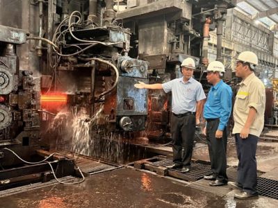 Đồng h&agrave;nh, tạo lập m&ocirc;i trường lao động an to&agrave;n tại Th&aacute;i Nguy&ecirc;n
