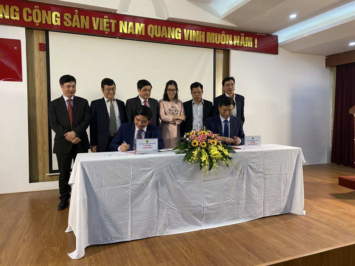 Lễ k&yacute; Bi&ecirc;n bản ghi nhớ hợp t&aacute;c triển khai c&aacute;c hoạt động chuy&ecirc;n ng&agrave;nh thuộc lĩnh vực an to&agrave;n, vệ sinh lao động
