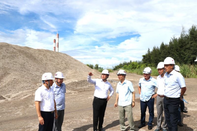 TKV: Đảm bảo an to&agrave;n lao động, m&ocirc;i trường trong sản xuất điện