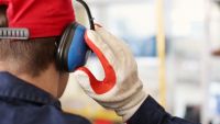 Bảo vệ người lao động trong m&ocirc;i trường l&agrave;m việc c&oacute; tiếng ồn nguy hại