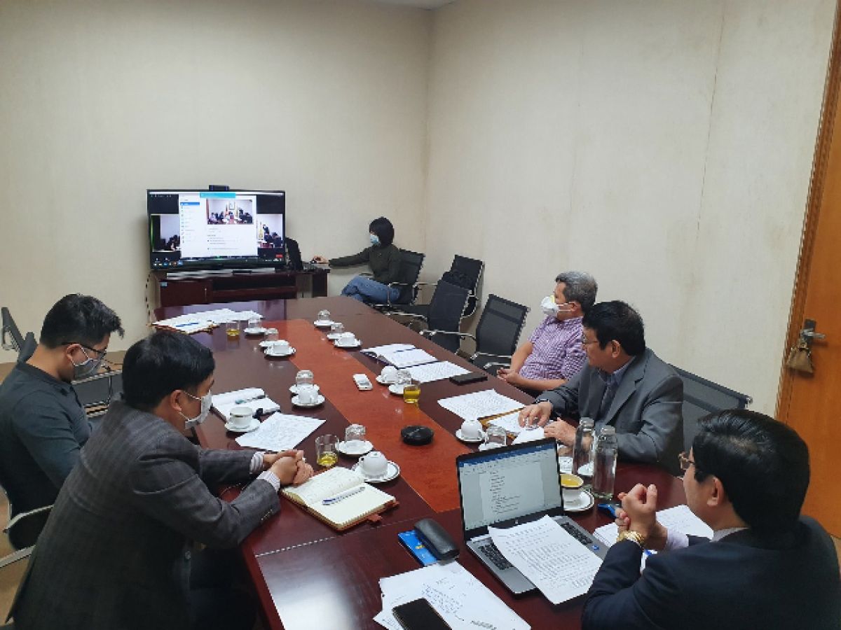 Viện Khoa học An to&agrave;n v&agrave; Vệ sinh lao động l&agrave;m việc với Viện Nghi&ecirc;n cứu Lao động To&agrave;n Nga