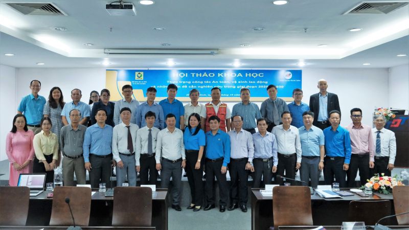 Hội thảo &ldquo;Thực trạng c&ocirc;ng t&aacute;c an to&agrave;n vệ sinh lao động v&agrave; những vấn đề cần nghi&ecirc;n cứu trong giai đoạn 2025-2030&rdquo; tại TP. Hồ Ch&iacute; Minh