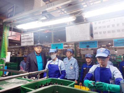 Tạo m&ocirc;i trường l&agrave;m việc an to&agrave;n cho người lao động