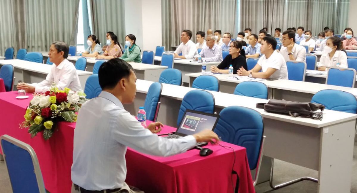 Bảo đảm an to&agrave;n lao động trong lĩnh vực x&acirc;y dựng: Tuy&ecirc;n truyền, n&acirc;ng cao &yacute; thức cho người lao động