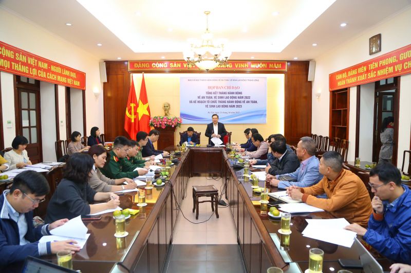 Hội nghị tổng kết Th&aacute;ng h&agrave;nh động An to&agrave;n, vệ sinh lao động năm 2022